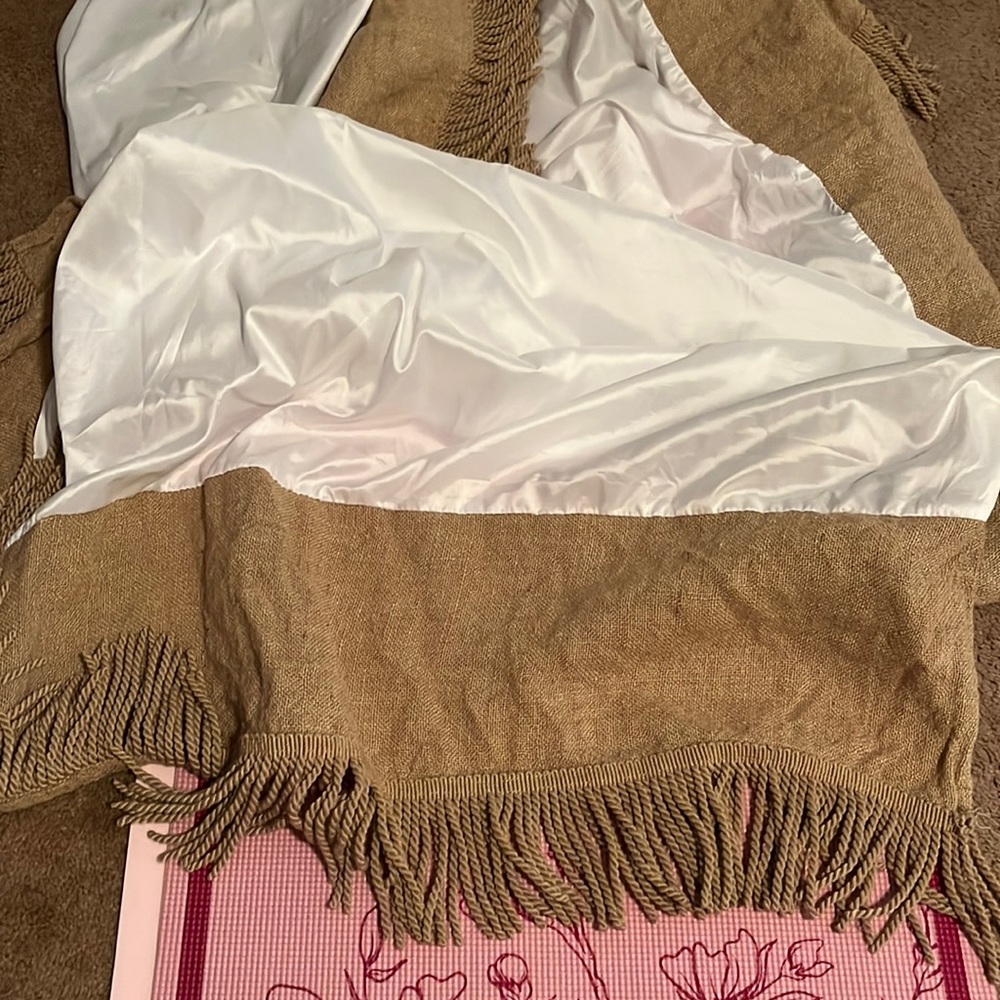 Queen size burlap and tassel bed skirt